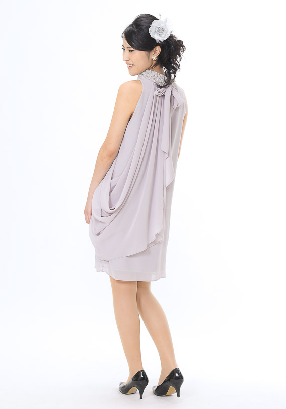 首元ビジュードレープワンピース