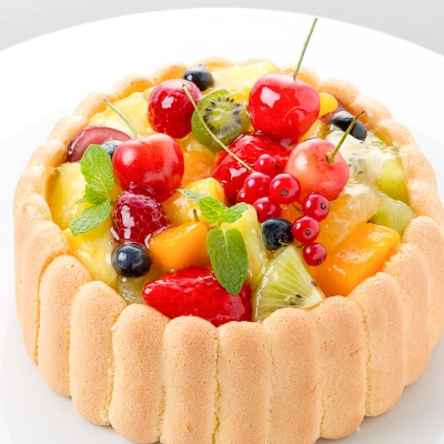 フルーツのシャルロット