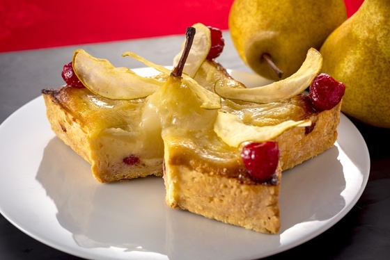 山形県寒河江市産“バラード”大玉西洋梨のタルト