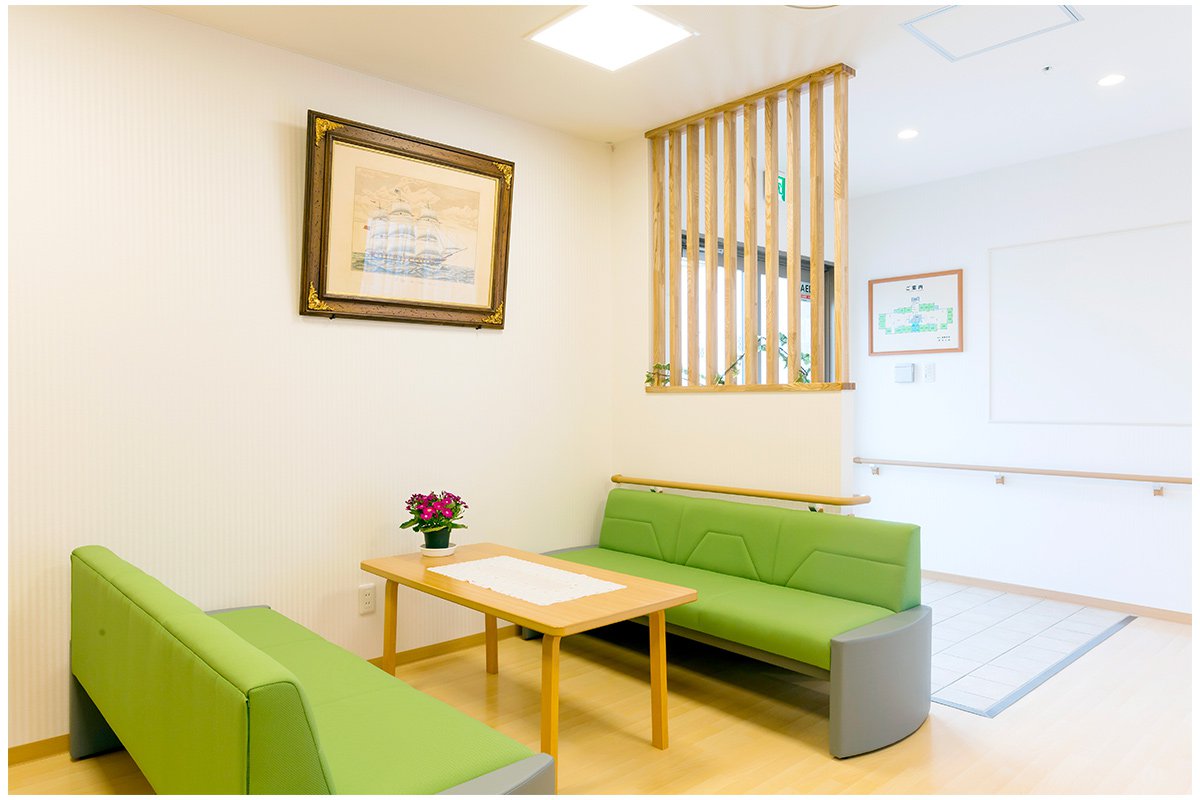 ご家族やお友達との談話などお気軽にご利用ください。