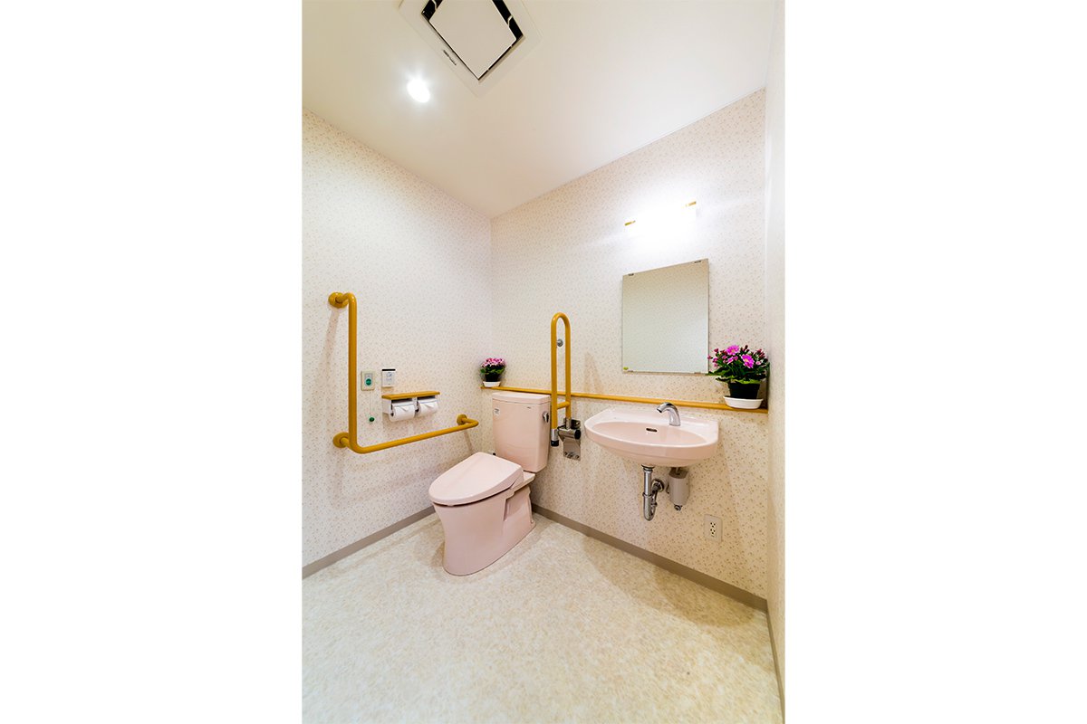 ゆったりとしたつくりで車いすの方も快適に利用できます。