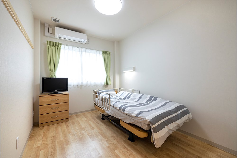 居室　明るくゆったりとした居室です。