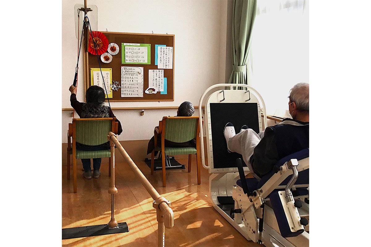 先進の技術を取り入れたリハビリマシーンも充実