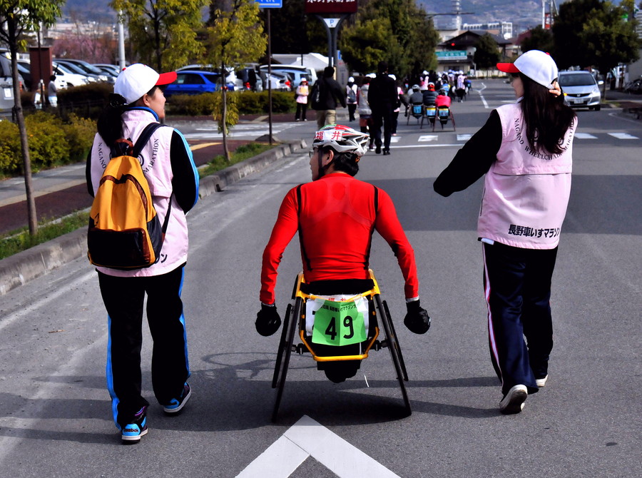 第1期 入選「スタートへ向かう」