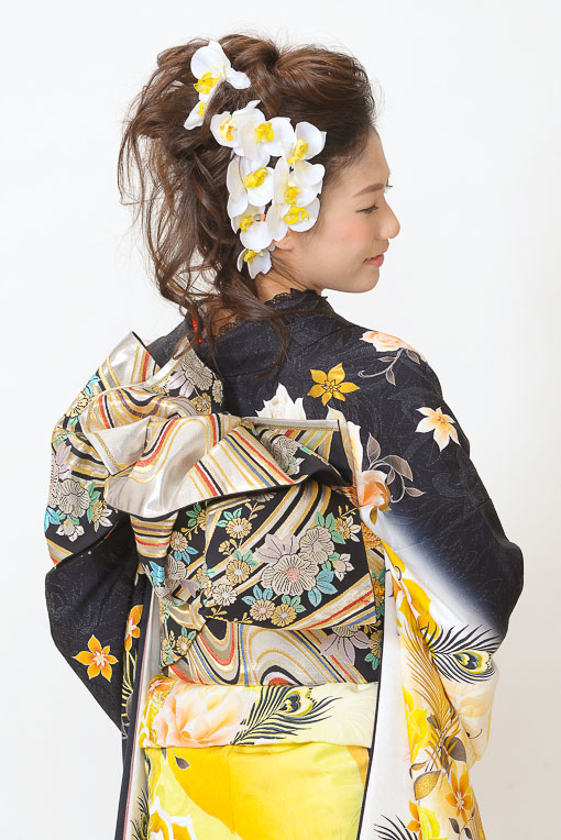 黄黒/輝バラに孔雀羽