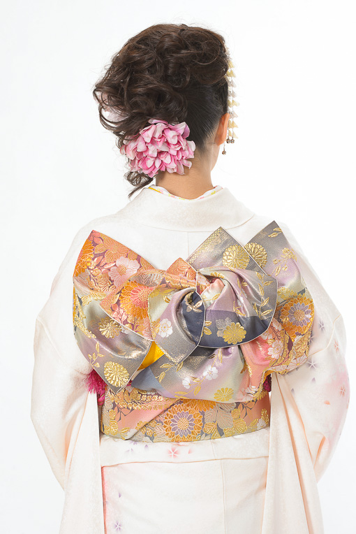 白地にピンク小花