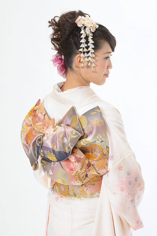 白地にピンク小花