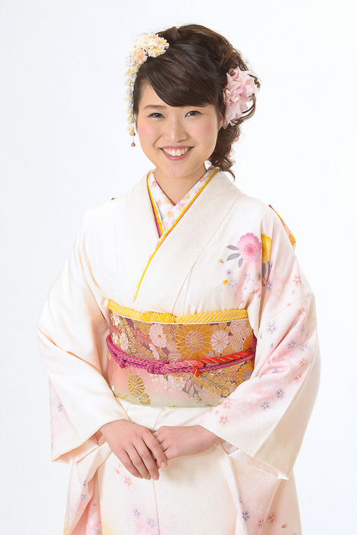 白地にピンク小花