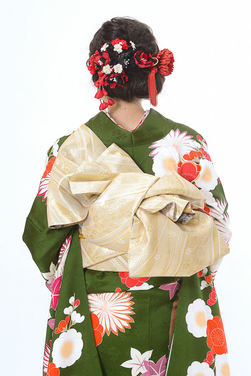 深緑地紅白梅柄