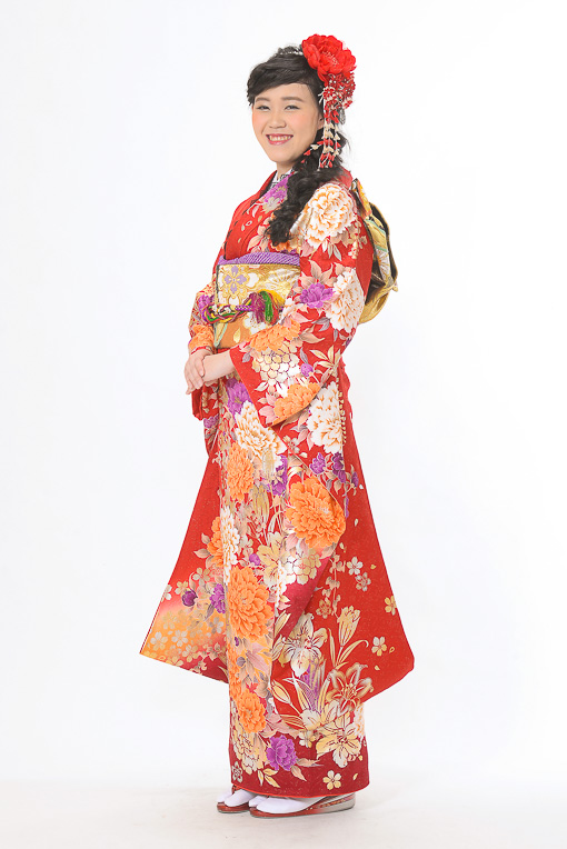 赤地に総大華柄