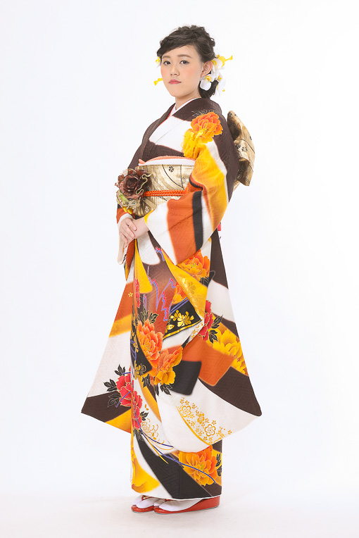 白/茶　大輪模様