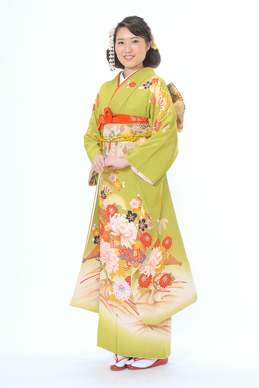 抹茶色に古典柄