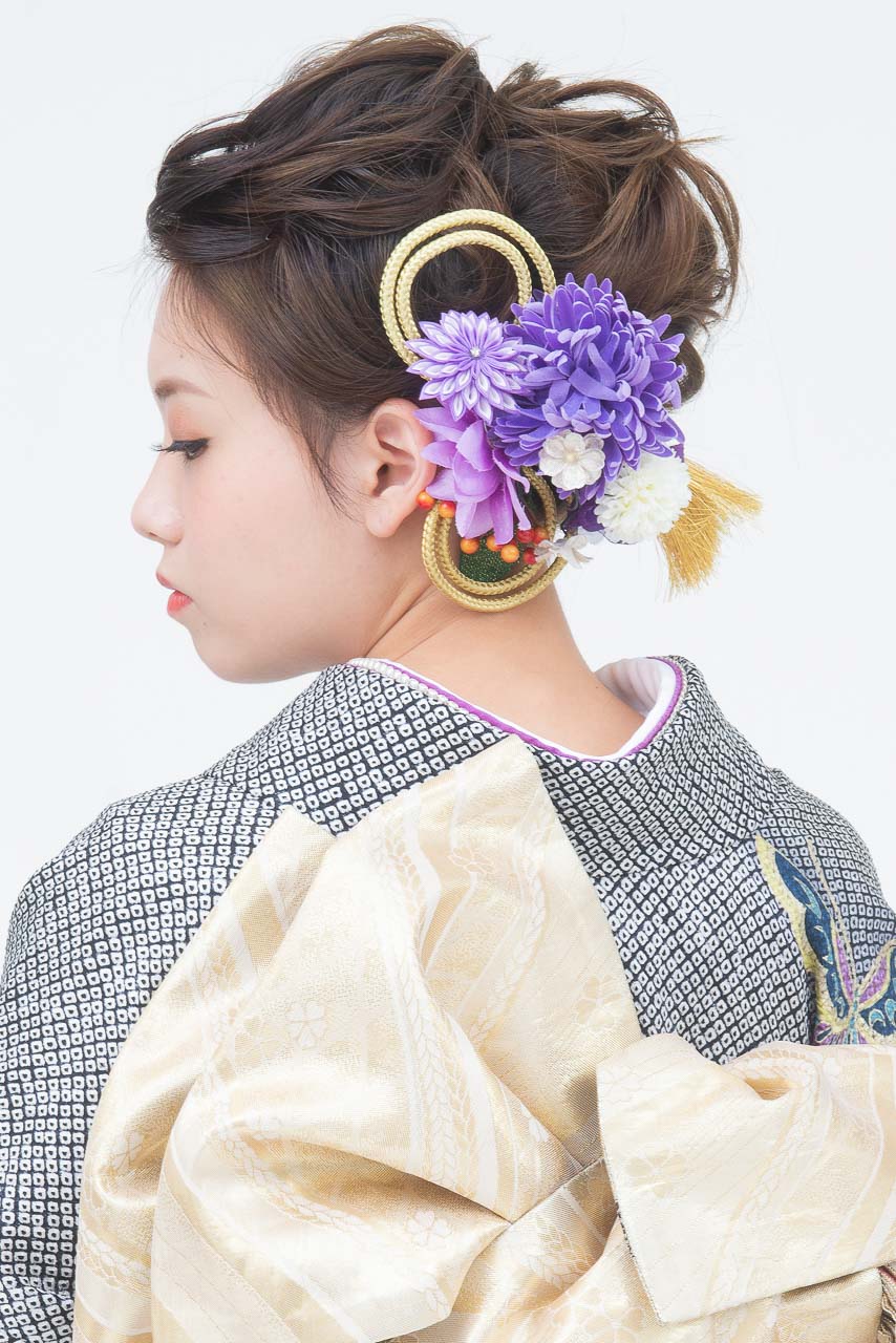 黒しぼり花柄蝶