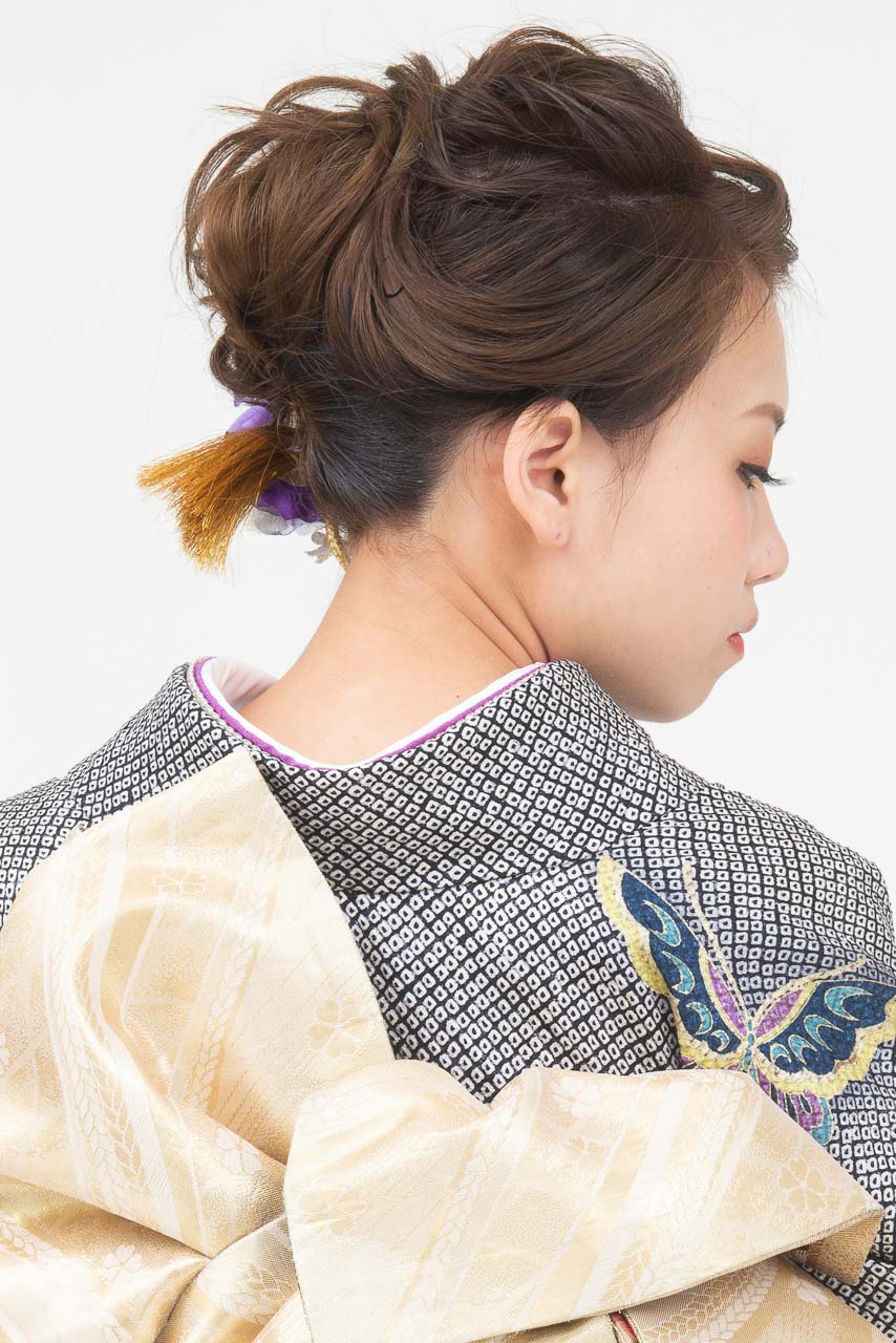 黒しぼり花柄蝶