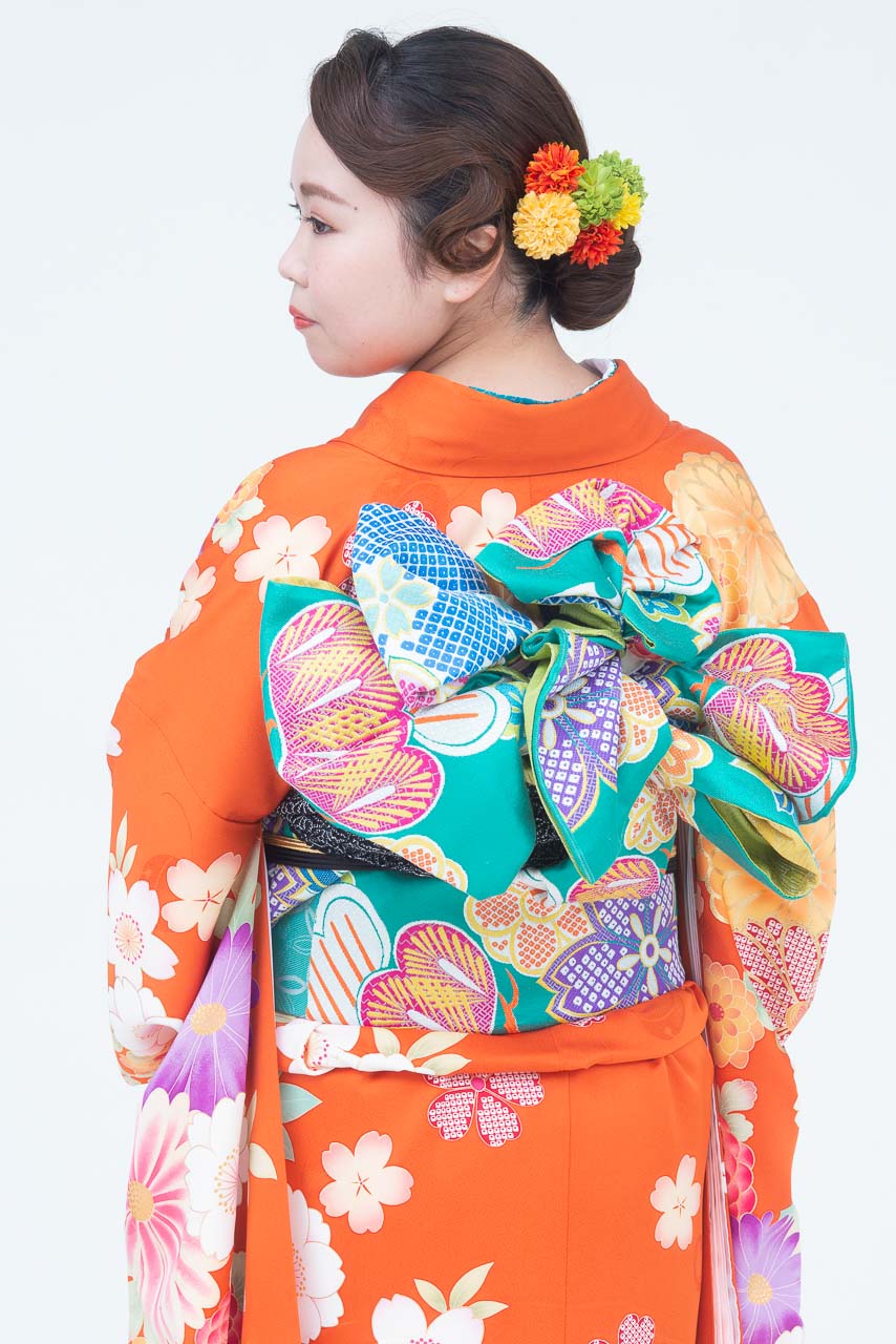 橙地に万寿菊華