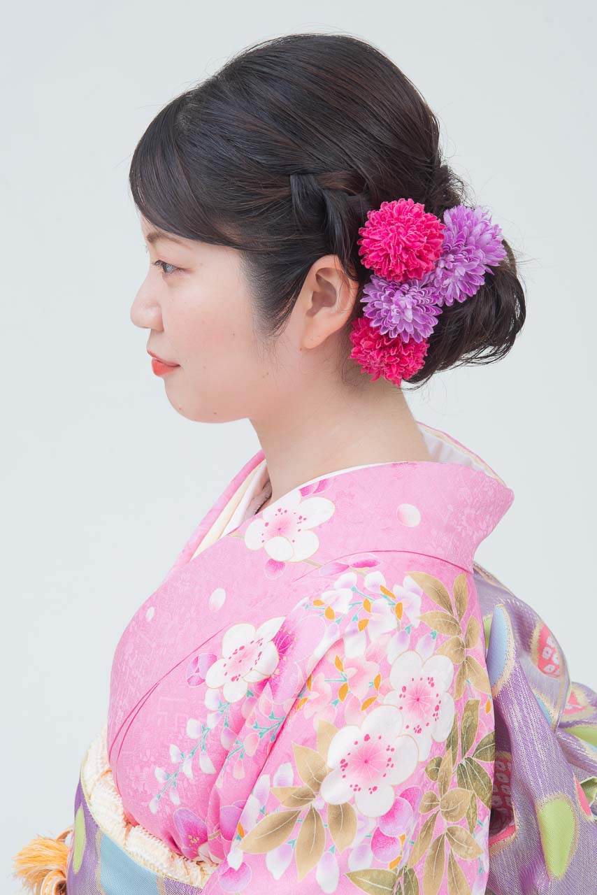 ピンク地裾グリーン鞠柄