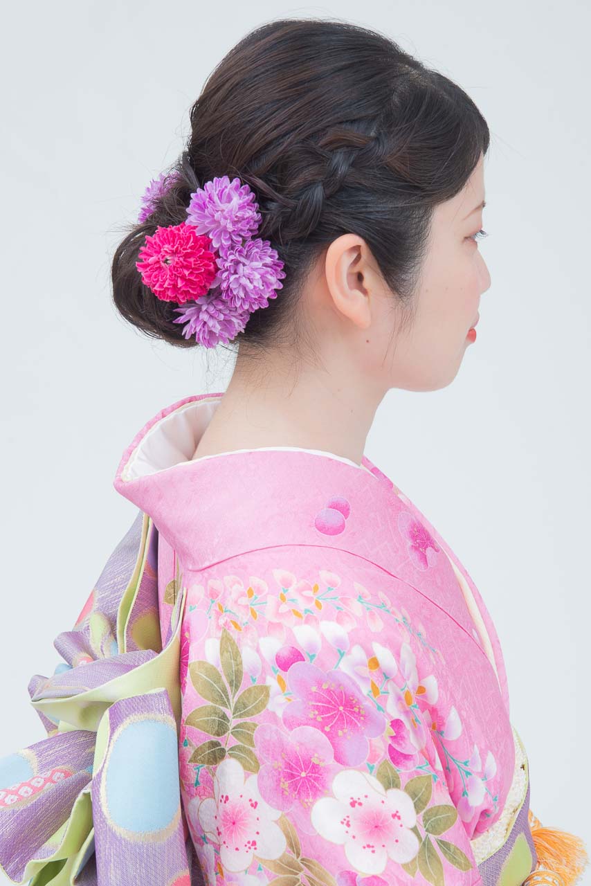 ピンク地裾グリーン鞠柄