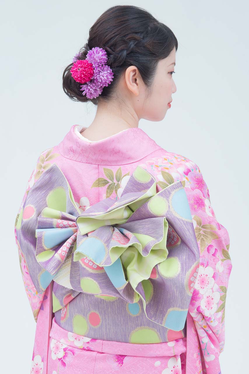 ピンク地裾グリーン鞠柄