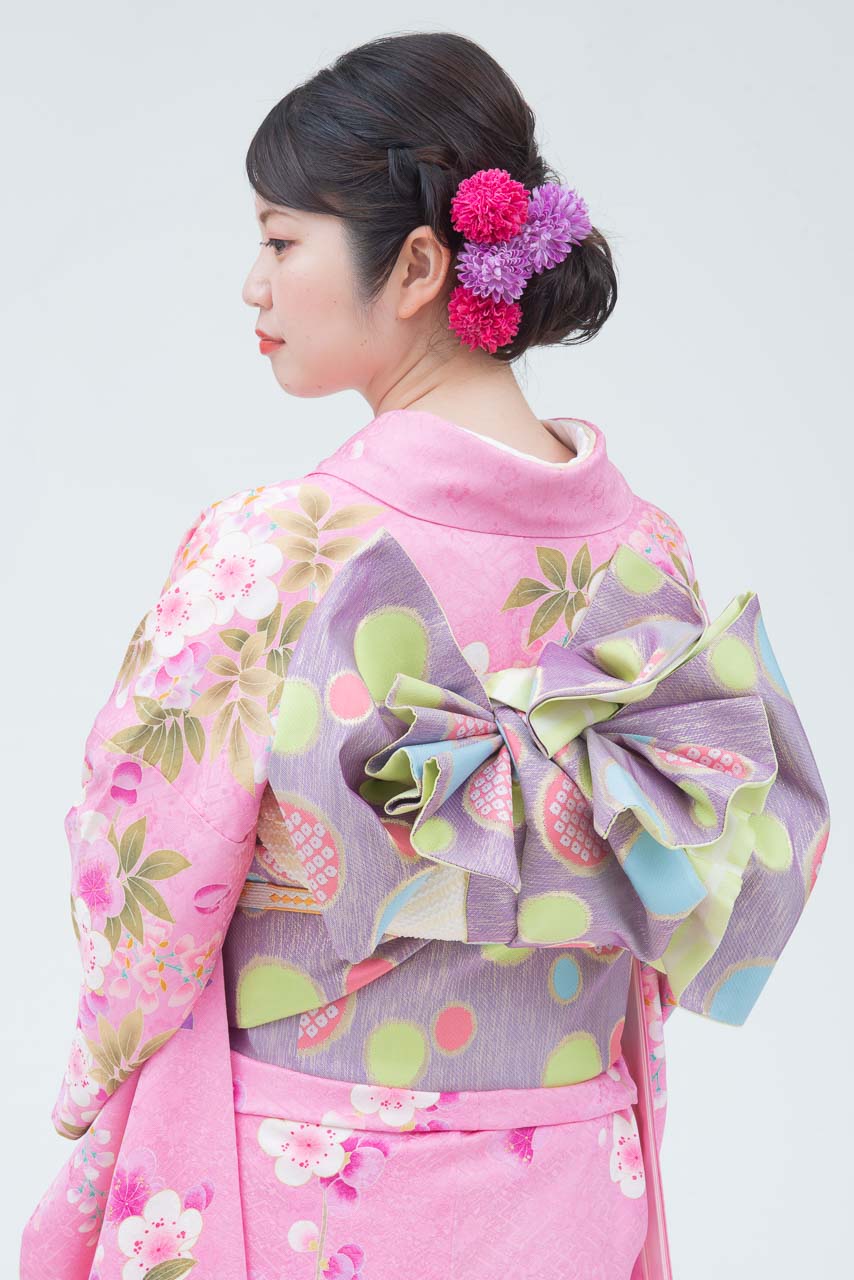 ピンク地裾グリーン鞠柄