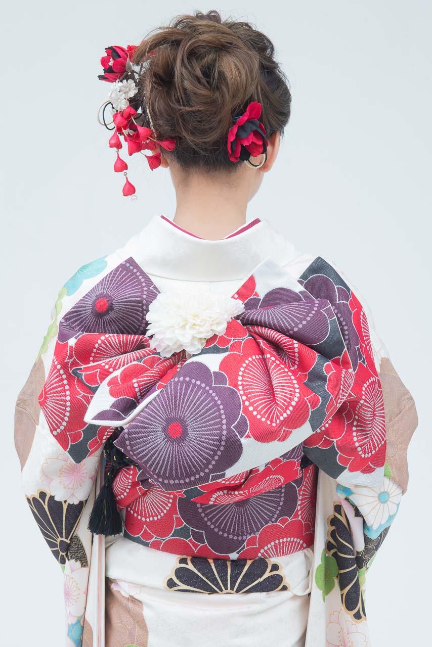 白地に梅菊花柄