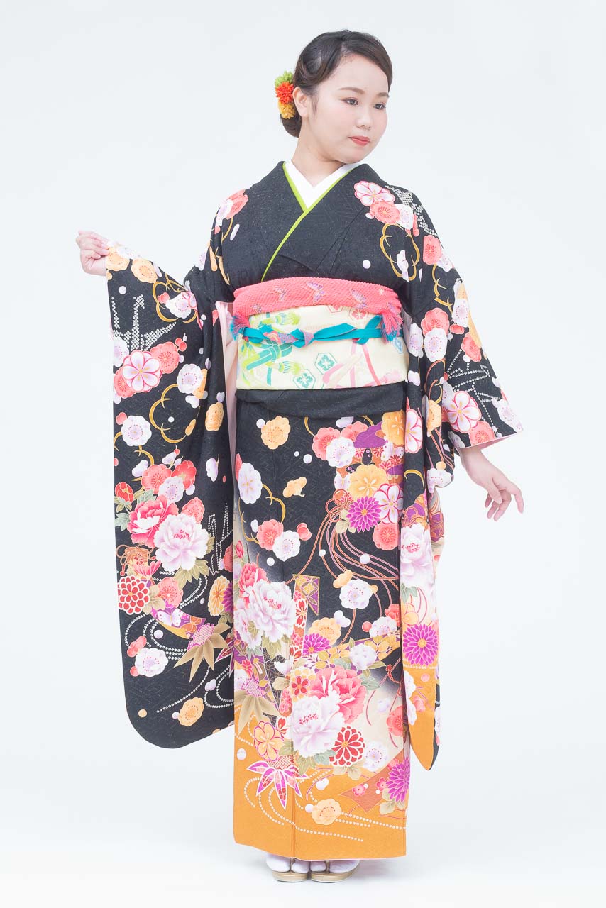 黒地に小花柄裾橙