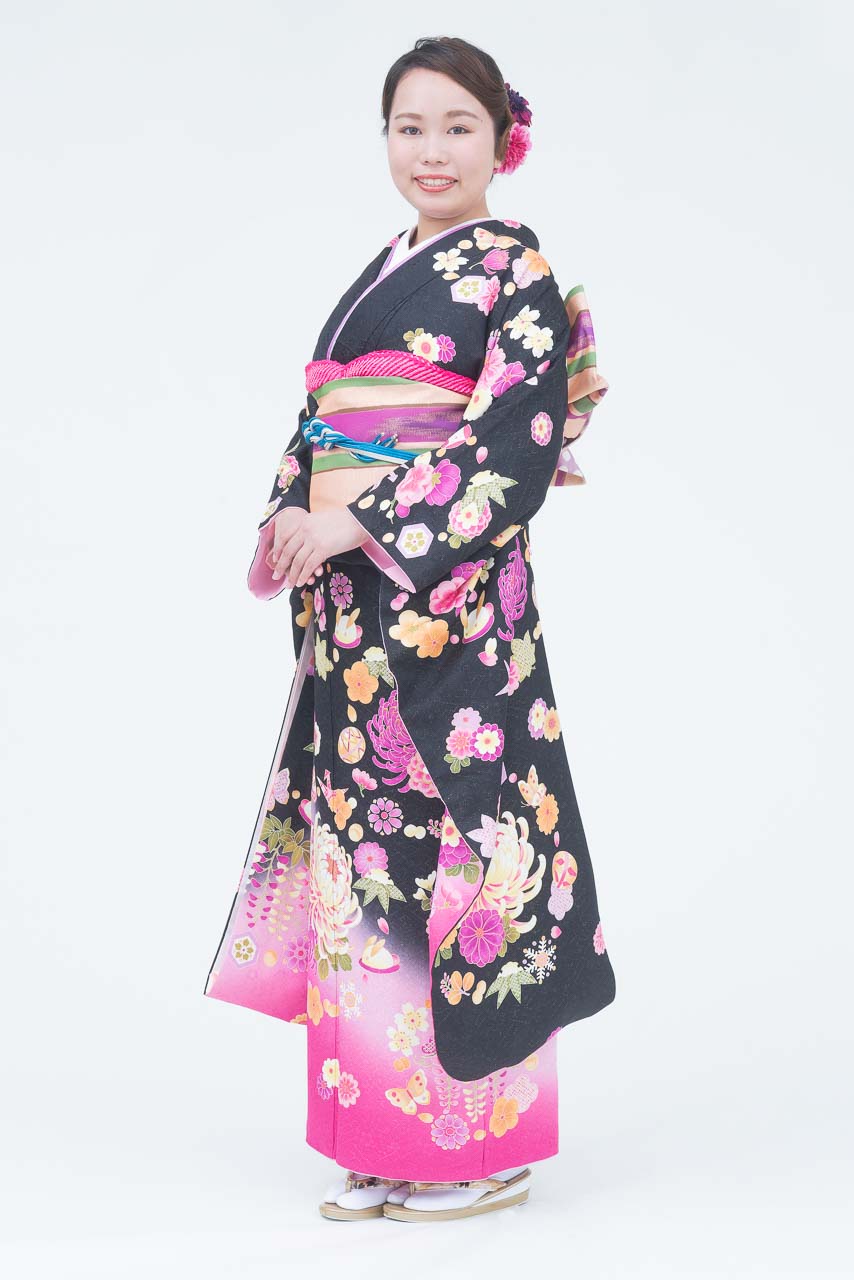 黒地にピンク花柄