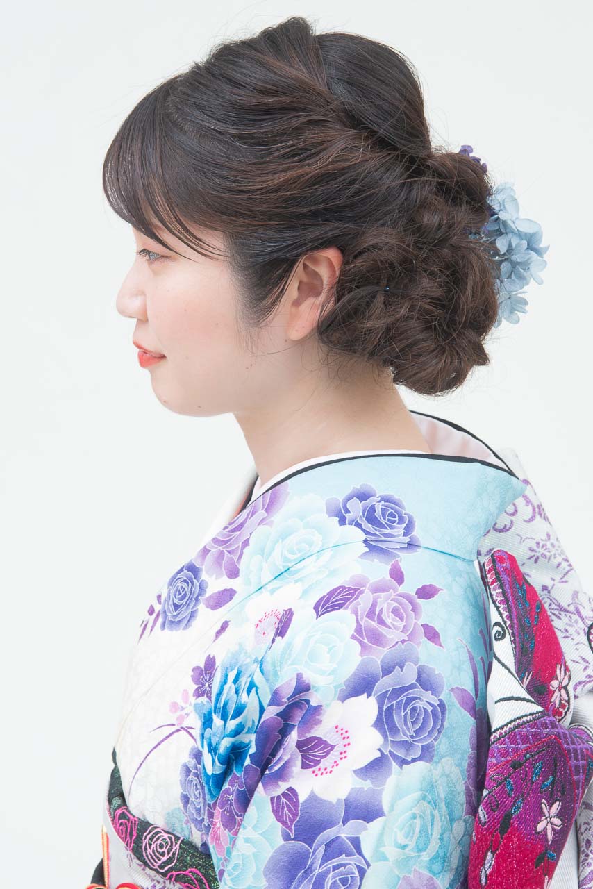 ピンク地薔薇柄