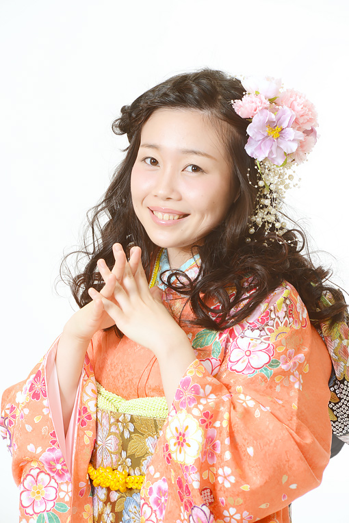 サーモンピンク地オール小花