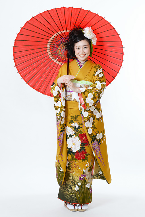 からし地裾黒紅白花模様