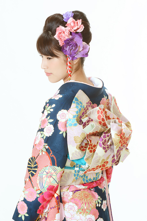 青地にピンク大輪花模様