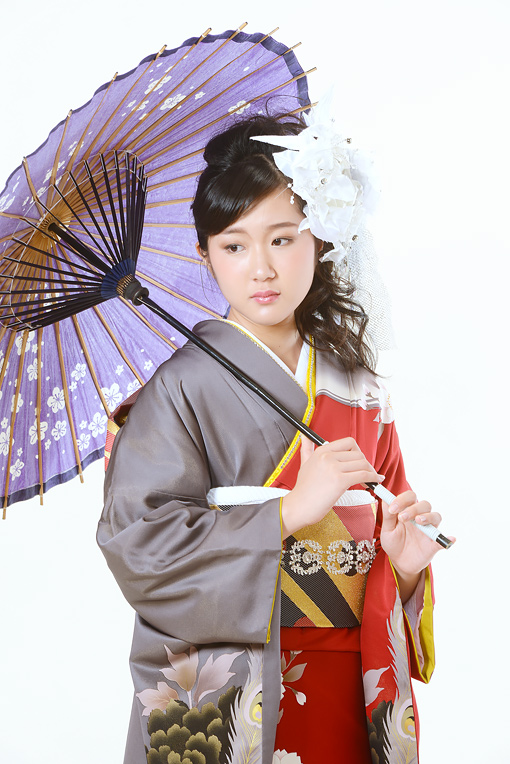 赤・グレー大輪牡丹柄