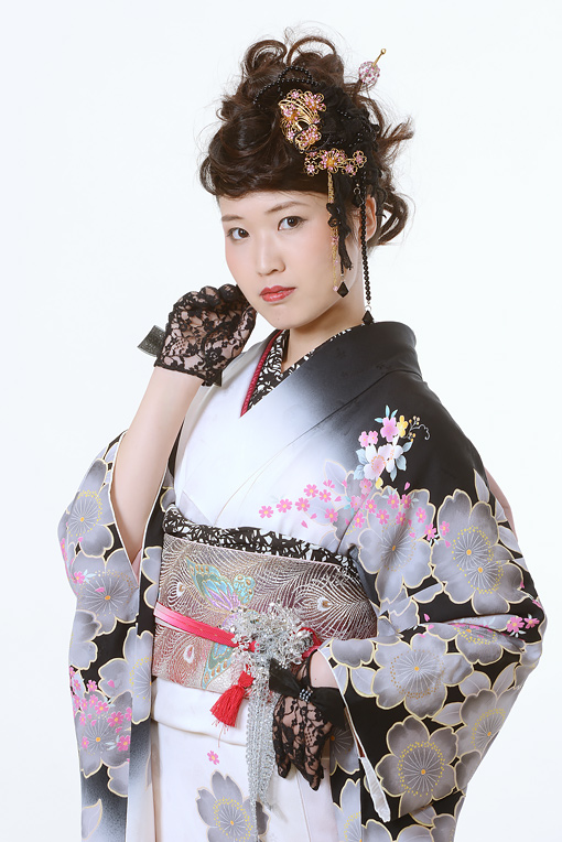 白地ぼかし桜柄