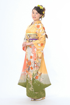 山吹地ぼかしおだまき